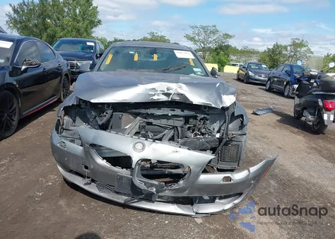 2012 BMW 528I xDrive из США, поврежденный, VIN WBAXH5C51CDW08390